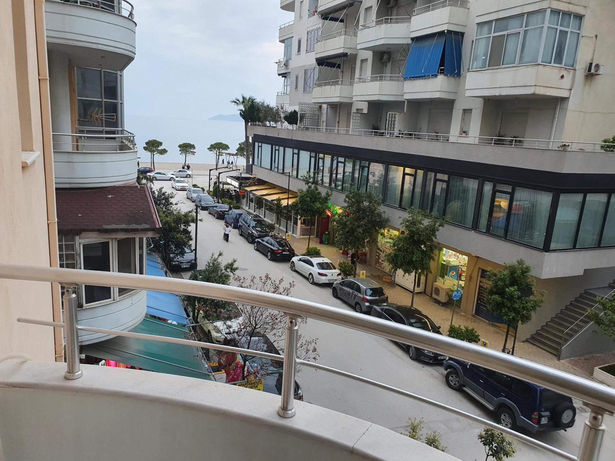 Apartment Me Qera Lungomare Vlore Medem1 エクステリア 写真